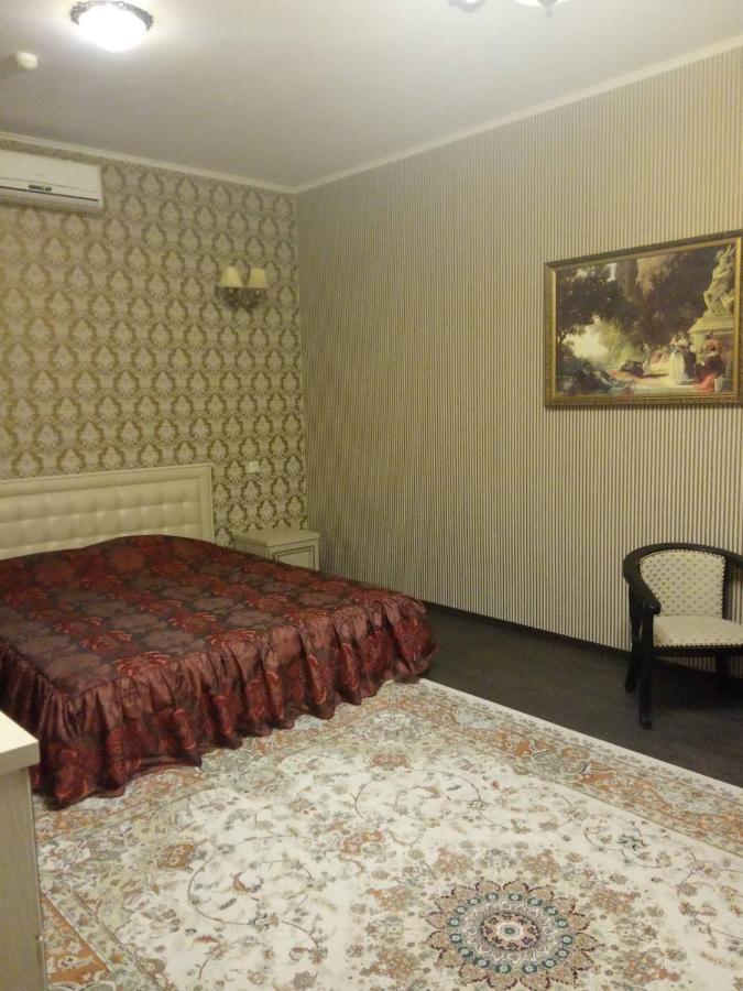 Готель Дежавю Berdychiv 外观 照片